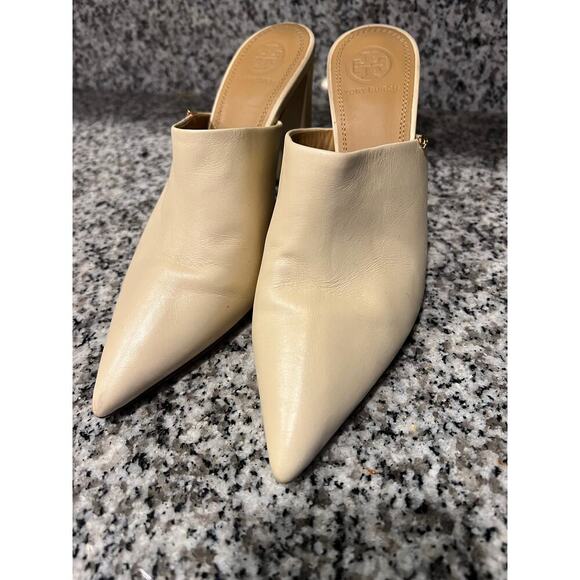 Tory Burch Cream Heels - Picture 3 of 8